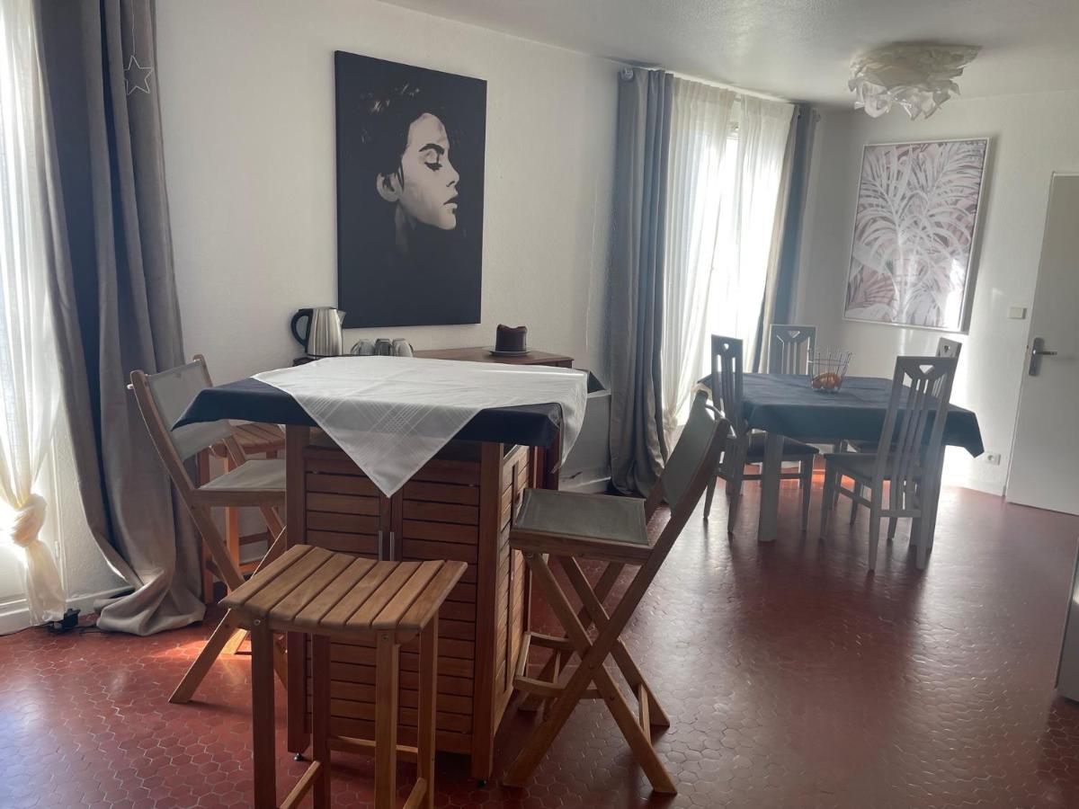 Bed and Breakfast Les Terrasses Des Gardies à Pignan Extérieur photo